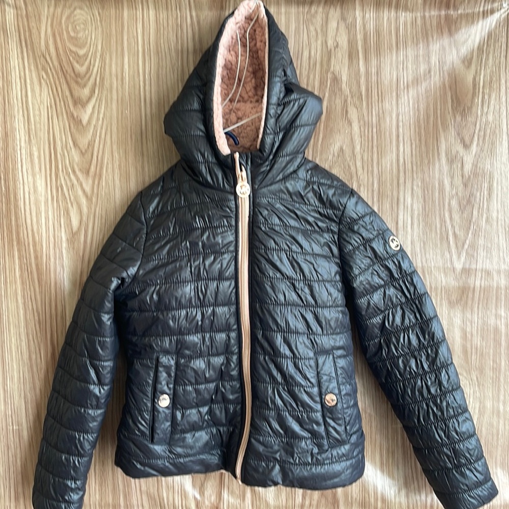 Michael Michael Kors girl’s winter jacket black with pink lining Sz 7/8